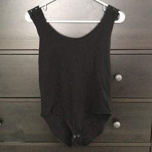 Express bodysuit medium